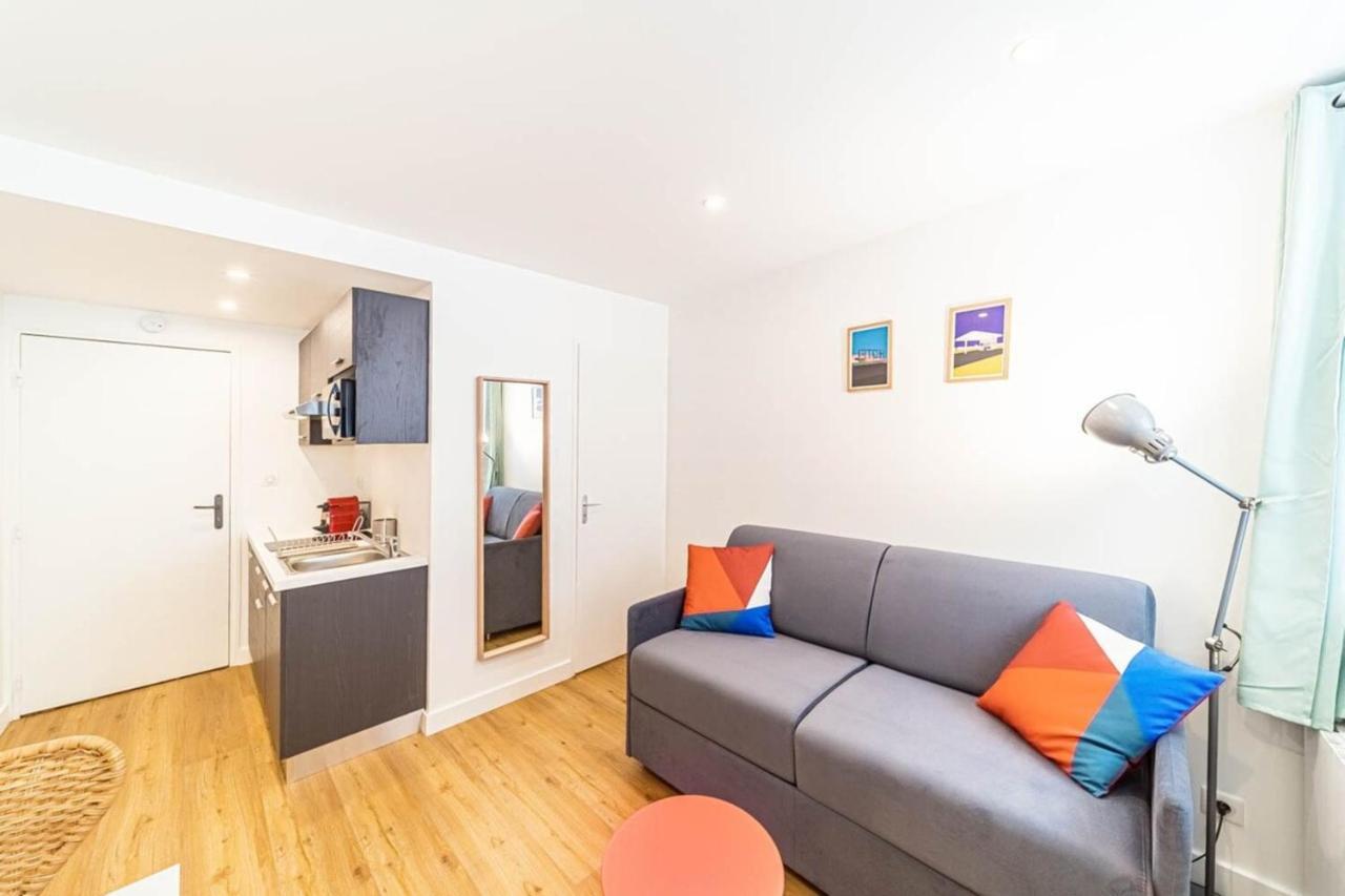 Cozy Studio Near Lyon Sainte-Foy-lès-Lyon Esterno foto